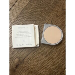 NIB Mary Kay Dual Coverage Ivory 200 Powder Foundation Makeup .32 Oz 869700